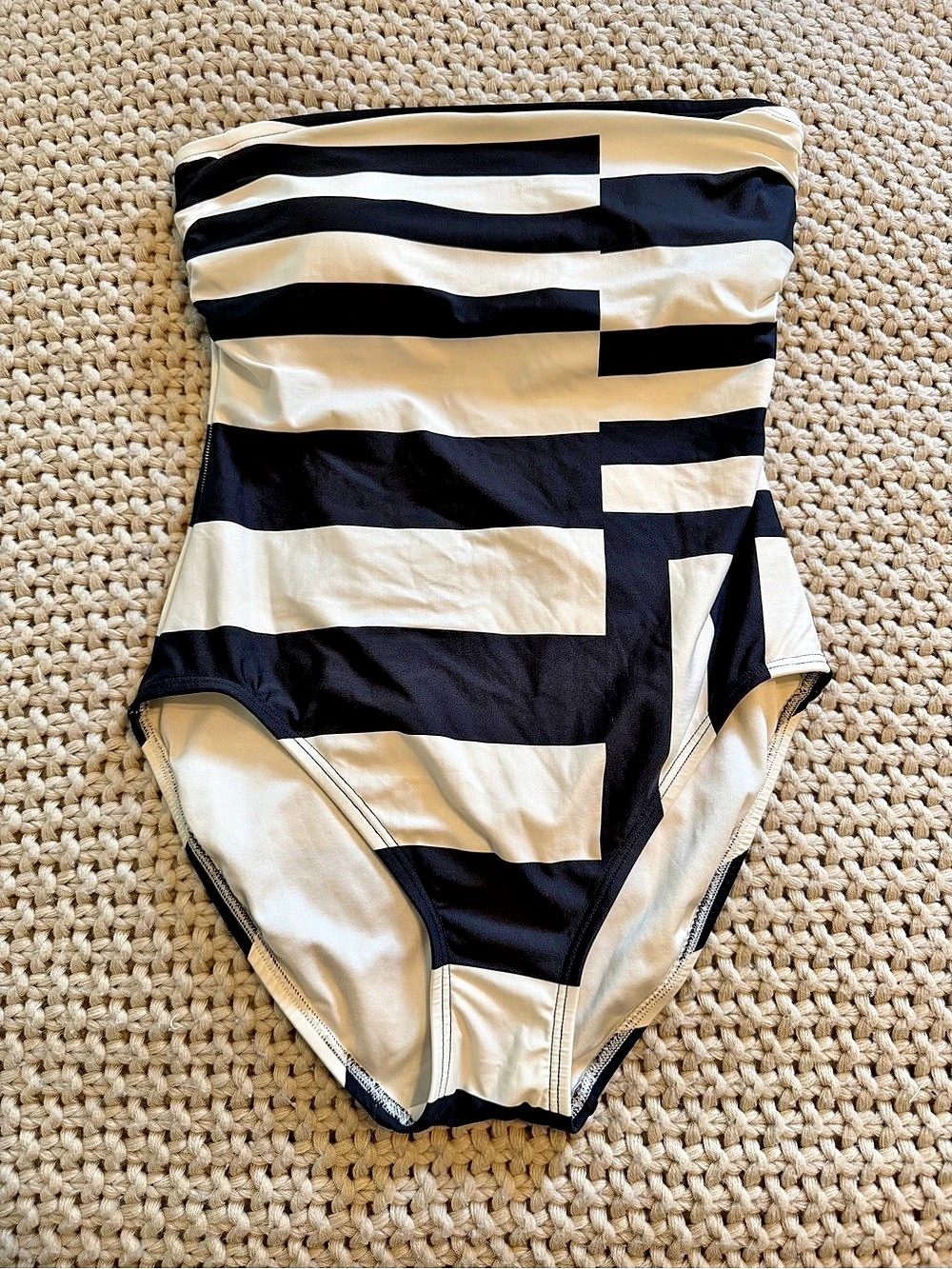 Women's Geometric One-Piece Swimsuit in Black & Cream